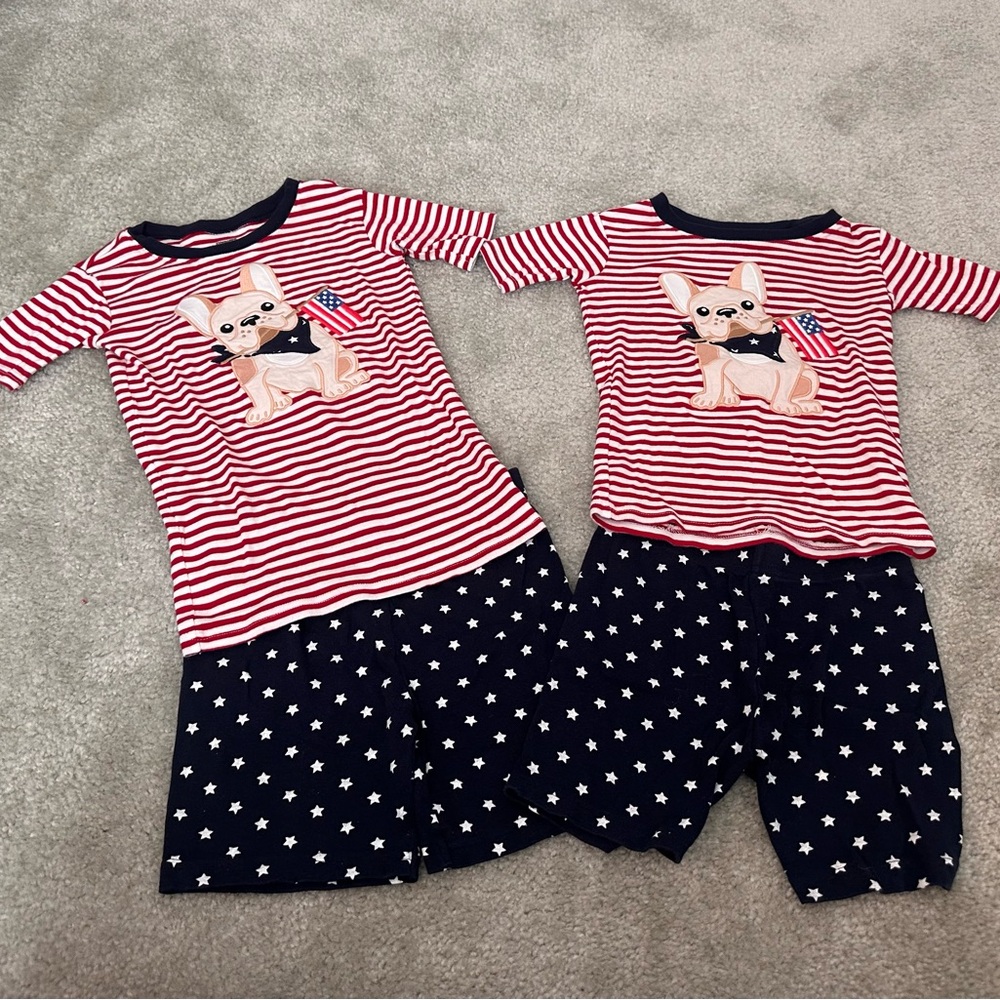 Gymboree 4th of July pajamas size 6 and 8